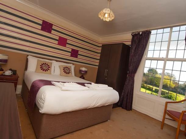 Gomersal Hotel 3*